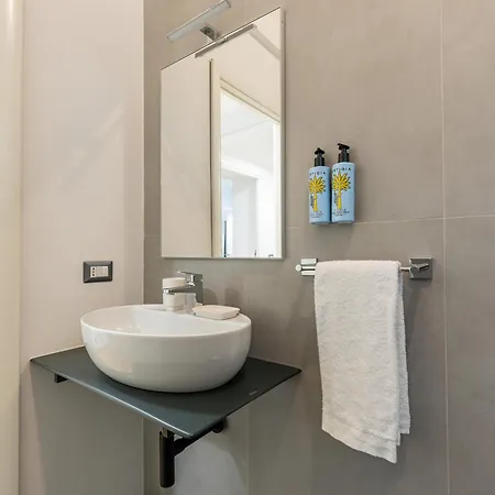Apartament Beplace In De Amicis
